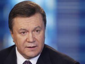 Янукович поздравил украинцев