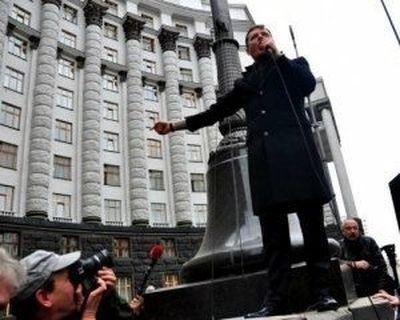 Ляшка покарали за протести чорнобильців