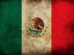 В Мексике наркодилеры отрезали голову блоггеру и оставили на центральной площади В Мексике наркодилеры отрезали голову блоггеру и оставили на центральной площади