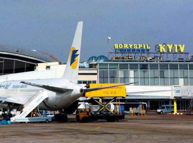 Іран обурився, що Україна перевіряє його літаки на наркотики