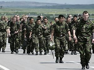 Великобритания начала выводить войска из Германии Великобритания начала выводить войска из Германии