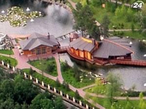 Суд залучив Януковича як третю сторону у справі "Межигір'я" Суд залучив Януковича як третю сторону у справі "Межигір'я"