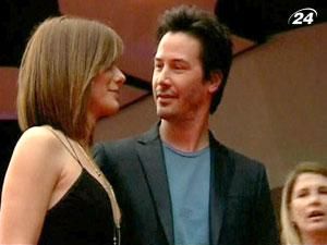 Сандра Баллок та Кіану Рівз почали зустрічатися Сандра Баллок та Кіану Рівз почали зустрічатися