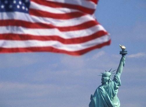 Более 850 тысяч украинцев хотят эмигрировать в США Более 850 тысяч украинцев хотят эмигрировать в США