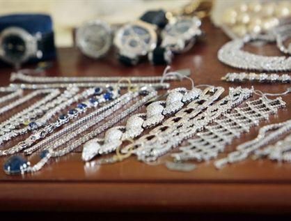 Комерсант: Кабмін хоче ввести податок на розкіш Комерсант: Кабмін хоче ввести податок на розкіш