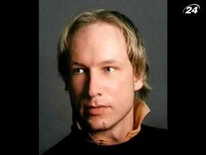 Терорист Брейвік вперше зустрінеться з родичами загиблих на Утої Терорист Брейвік вперше зустрінеться з родичами загиблих на Утої