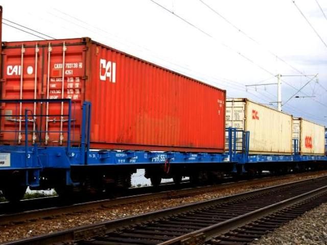 Україна збільшила імпорт товарів на 75% Україна збільшила імпорт товарів на 75%