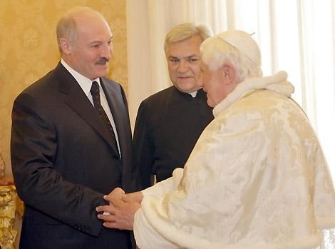 Лукашенко сподівається на підтримку Папи Римського у Європі