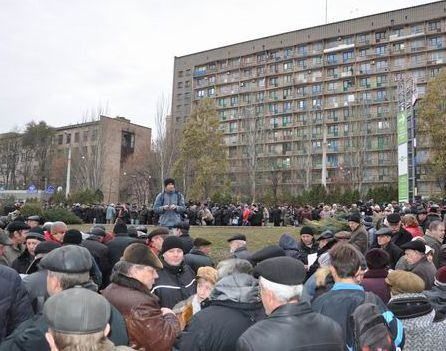 В Донецке "чернобыльцы" обещают начать голодовку, если им не вернут пенсию