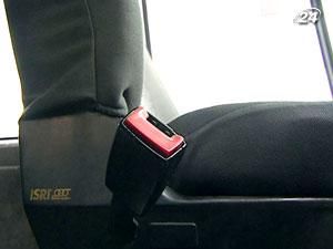 У міжміських автобусах мають бути ремені безпеки У міжміських автобусах мають бути ремені безпеки