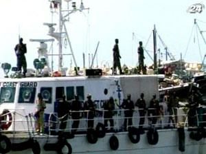 В Париже судят 6 сомалийских пиратов В Париже судят 6 сомалийских пиратов