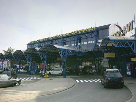 У Вроцлаві кажуть, що не скасовували через туман жодного рейсу У Вроцлаві кажуть, що не скасовували через туман жодного рейсу