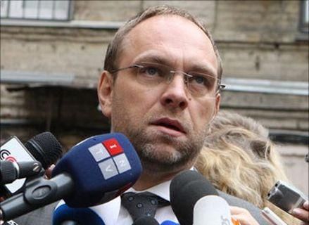 Власенко: Медики не знают, какая болезнь у Тимошенко Власенко: Медики не знают, какая болезнь у Тимошенко