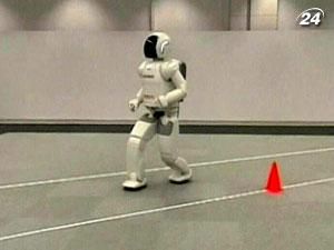 Компания Honda Motor представила новое поколение андроида ASIMO Компания Honda Motor представила новое поколение андроида ASIMO