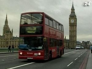 Банк Англии ухудшил прогноз роста экономики Великобритании Банк Англии ухудшил прогноз роста экономики Великобритании