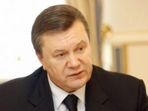 Янукович обещает повысить стипендии