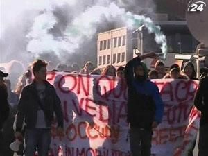 Студенты из Рима и Милана вышли на акции протеста