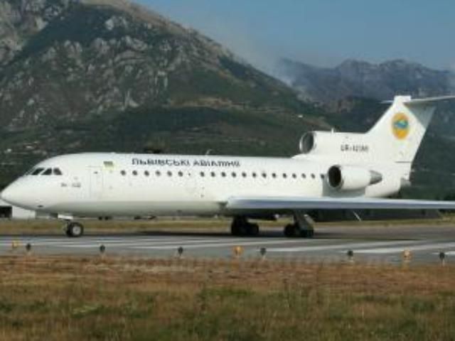 Львів залишився без власної авіакомпанії Львів залишився без власної авіакомпанії