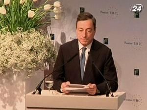Драгі закликав ЄC поквапитись із виділенням коштів на боротьбу з кризою Драгі закликав ЄC поквапитись із виділенням коштів на боротьбу з кризою
