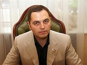 Радник: Янукович підпише "гуманний" закон на наступному тижні Радник: Янукович підпише "гуманний" закон на наступному тижні