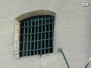 Тимошенко знову відмовилась від медобстеження у СІЗО Тимошенко знову відмовилась від медобстеження у СІЗО