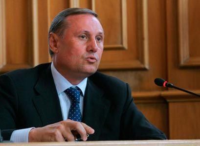 Ефремов: В парламенте должны быть только две политические силы