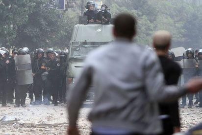 Возросло количество жертв протестов в Каире