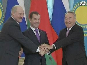 Росія, Білорусь та Казахстан підписали угоду про євразійську інтеграцію 