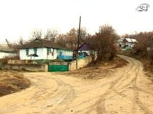 Селище Джурин через склад отрутохімікатів називають “Другим Чорнобилем”