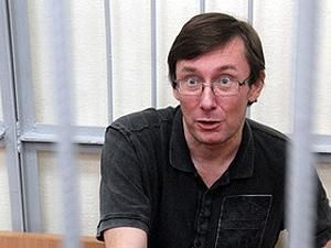 Ще двоє свідків: Пенсія водія Луценка — законна Ще двоє свідків: Пенсія водія Луценка — законна