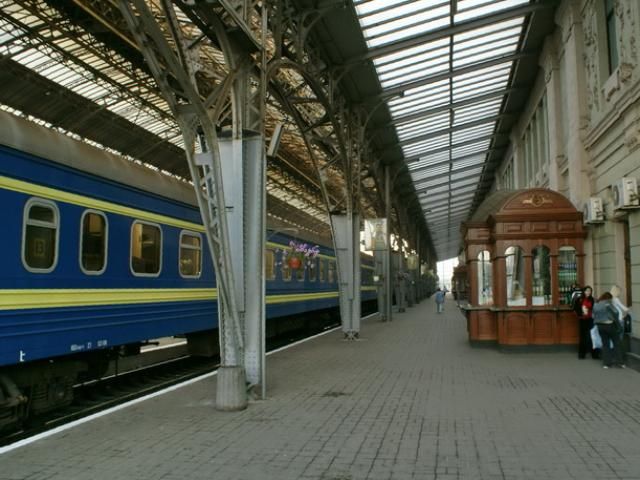 "Укрзалізниця" знову бідкається на невигідних пасажирів "Укрзалізниця" знову бідкається на невигідних пасажирів