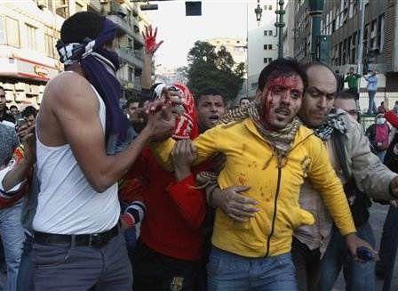 Египетские политики требуют отставки ключевых министров Египетские политики требуют отставки ключевых министров