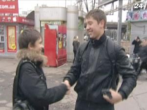 Двадцать первого ноября в мире отмечают День приветствий Двадцать первого ноября в мире отмечают День приветствий