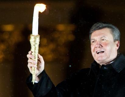 Янукович поїде у Ватикан дарувати різдвяну ялинку