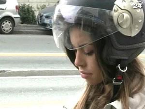 Девушек, посещавших виллу Берлускони, признали потерпевшими Девушек, посещавших виллу Берлускони, признали потерпевшими