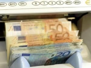 Гривня на межбанке продолжила укрепляться Гривня на межбанке продолжила укрепляться