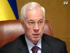 За неякісні харчі Азаров обіцяє виробникам "антирекламу"