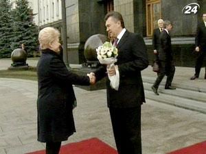 Янукович: Якщо треба зробити паузу у відносинах з ЄС, то це можливо Янукович: Якщо треба зробити паузу у відносинах з ЄС, то це можливо