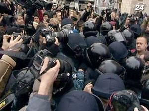 День Свободы отпраздновать мирно не удалось День Свободы отпраздновать мирно не удалось