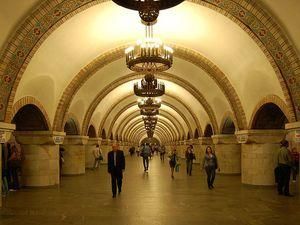Украинская станция метро — в 15 самых красивых в мире