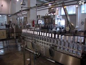 Производителям алкоголя предлагают платить НДС авансом