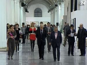 В столице показали работы Барсело, Бисмарка и Уорхола В столице показали работы Барсело, Бисмарка и Уорхола