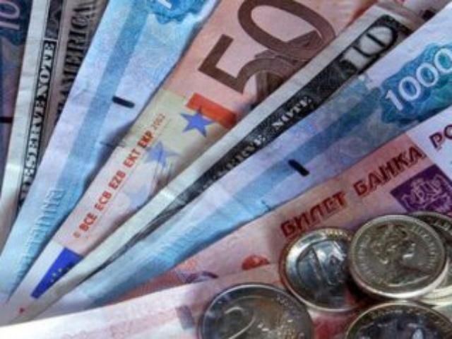 Доллар на межбанке немного вырос Доллар на межбанке немного вырос