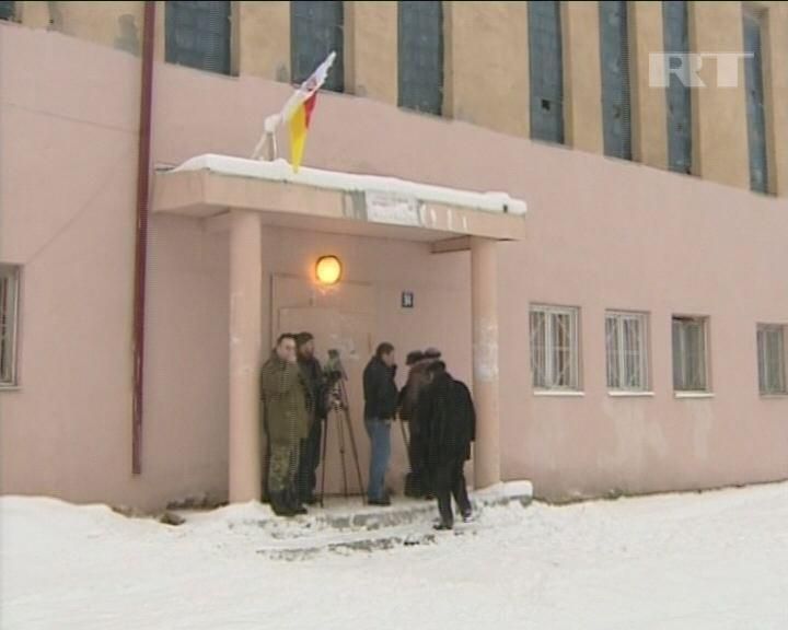 В Южной Осетии отложили объявление результатов выборов президента В Южной Осетии отложили объявление результатов выборов президента