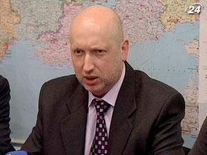 Турчинов: Ми вимагаємо негайного розслідування смерті інваліда Турчинов: Ми вимагаємо негайного розслідування смерті інваліда