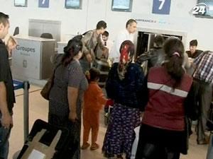 Влада Франції виплачуватиме біженцям “відступні” Влада Франції виплачуватиме біженцям “відступні”