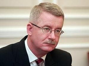 Польша будет выдавать украинцам шенгенские шопинг-визы Польша будет выдавать украинцам шенгенские шопинг-визы