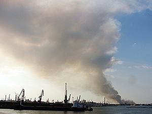 "Поля фильтрации" возле Одессы потушили, никто не пострадал "Поля фильтрации" возле Одессы потушили, никто не пострадал