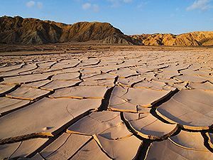 У Сомалі, Ефіопії ті Кенії закінчилась найсильніша посуха У Сомалі, Ефіопії ті Кенії закінчилась найсильніша посуха