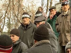 Около 20 чернобыльцев объявили голодовку под КМУ
